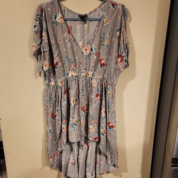 Floral Gray Dress - Picture 1 of 5